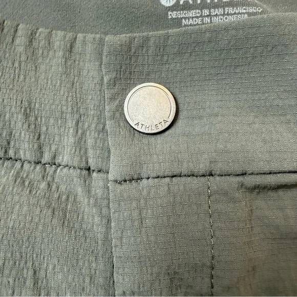 Athleta Woman’s Gray Pants Size 12 - Picture 5 of 14
